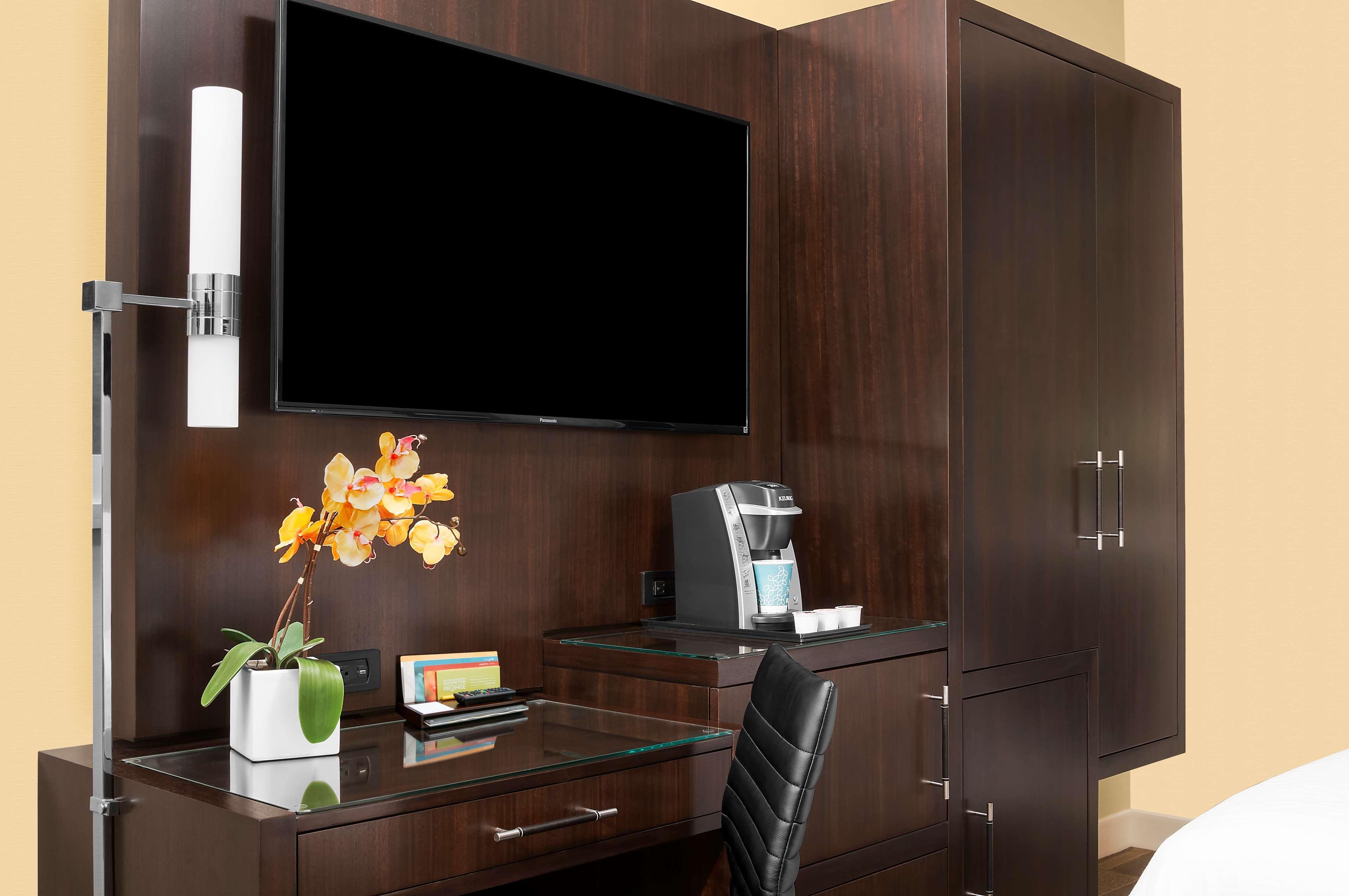 Hilton Garden Inn New York - Times Square Central Ngoại thất bức ảnh