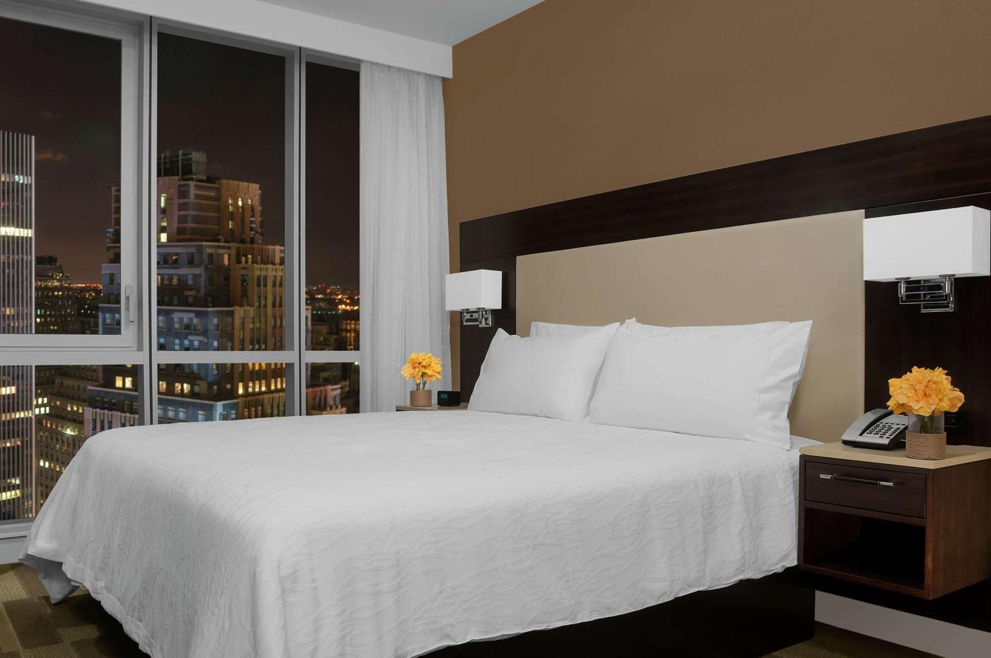 Hilton Garden Inn New York - Times Square Central Ngoại thất bức ảnh