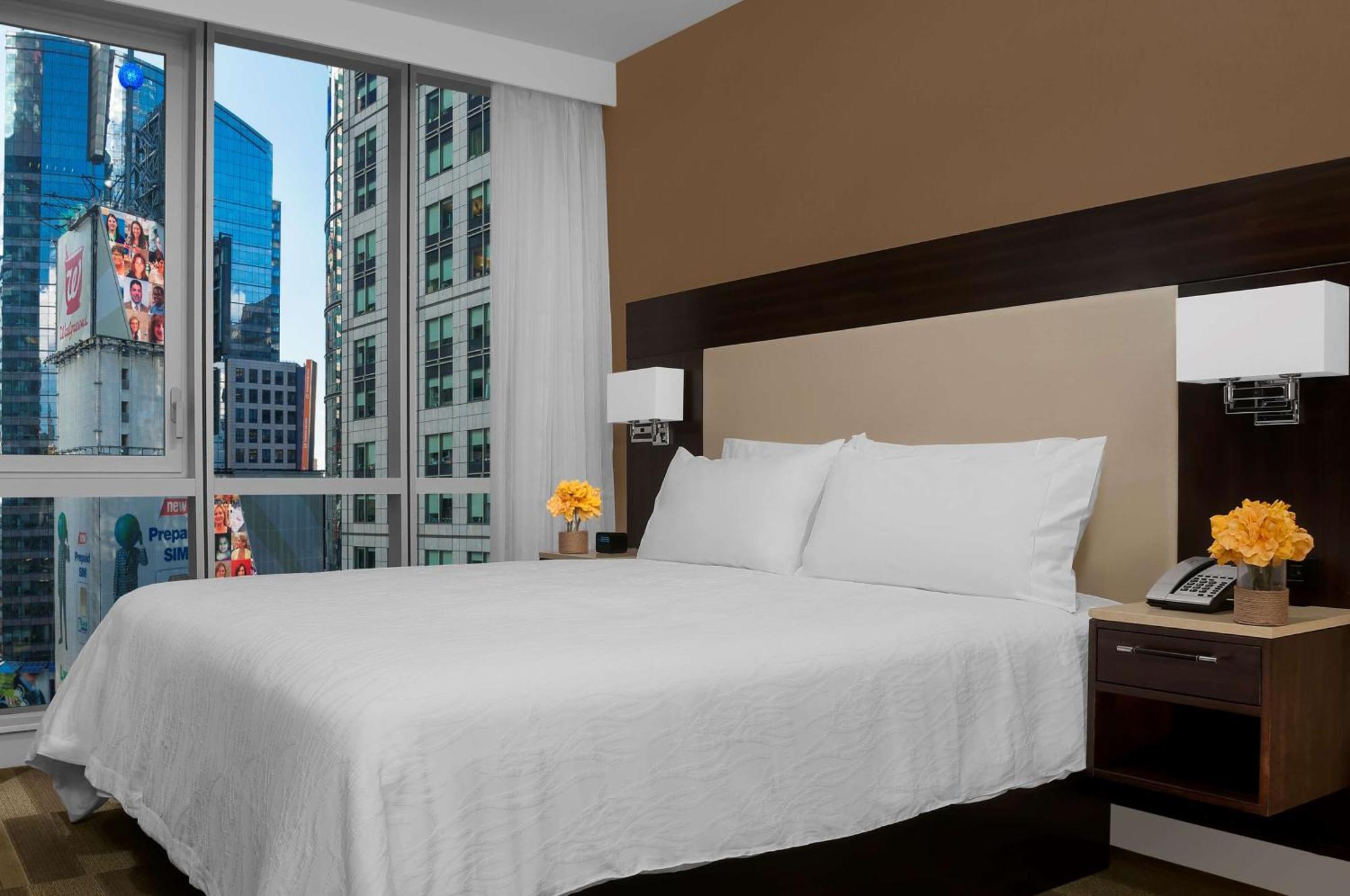 Hilton Garden Inn New York - Times Square Central Ngoại thất bức ảnh