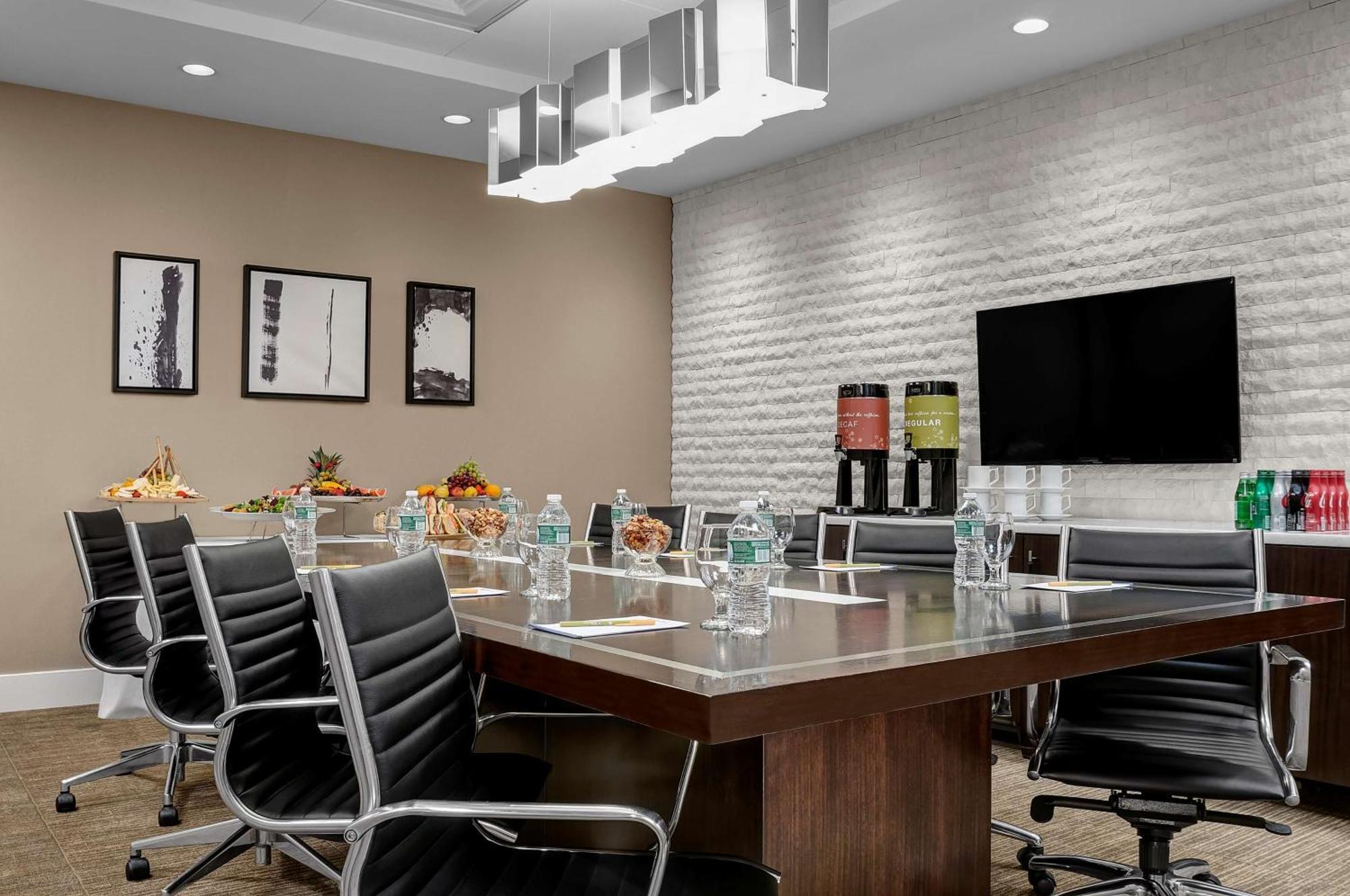Hilton Garden Inn New York - Times Square Central Ngoại thất bức ảnh